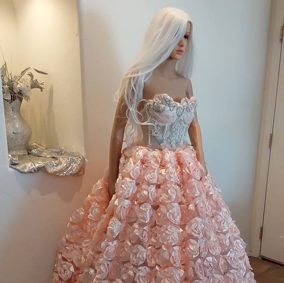"BLOOM" Blush Ivory & Mint 3D Flower Woodland Princess Wedding Ballgown Set - Picture 8 of 14